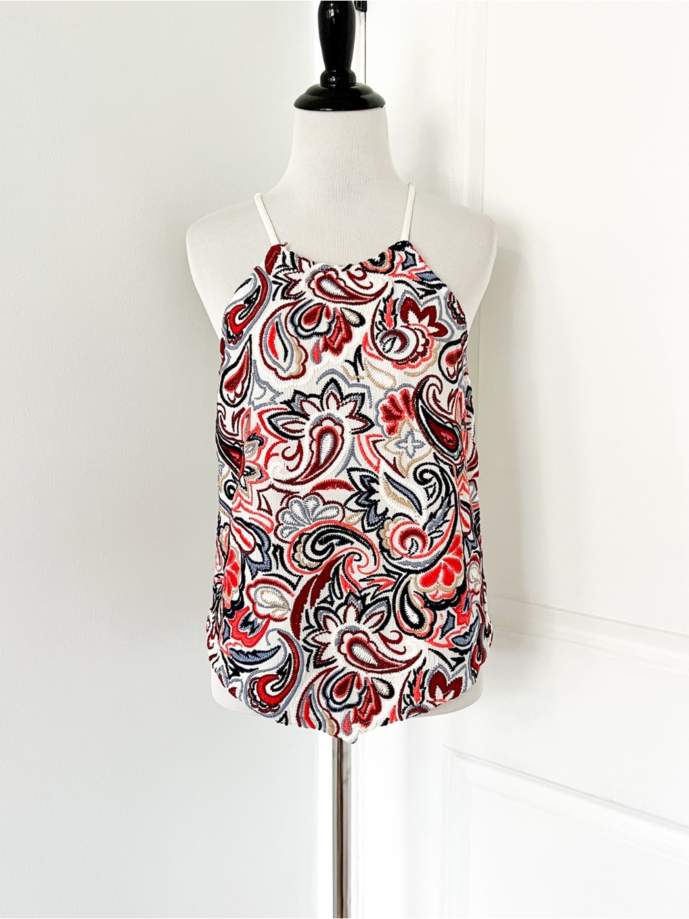 Idyllwind Intricately Embroidered Cream, Red & Navy Paisley Cami Top - XS